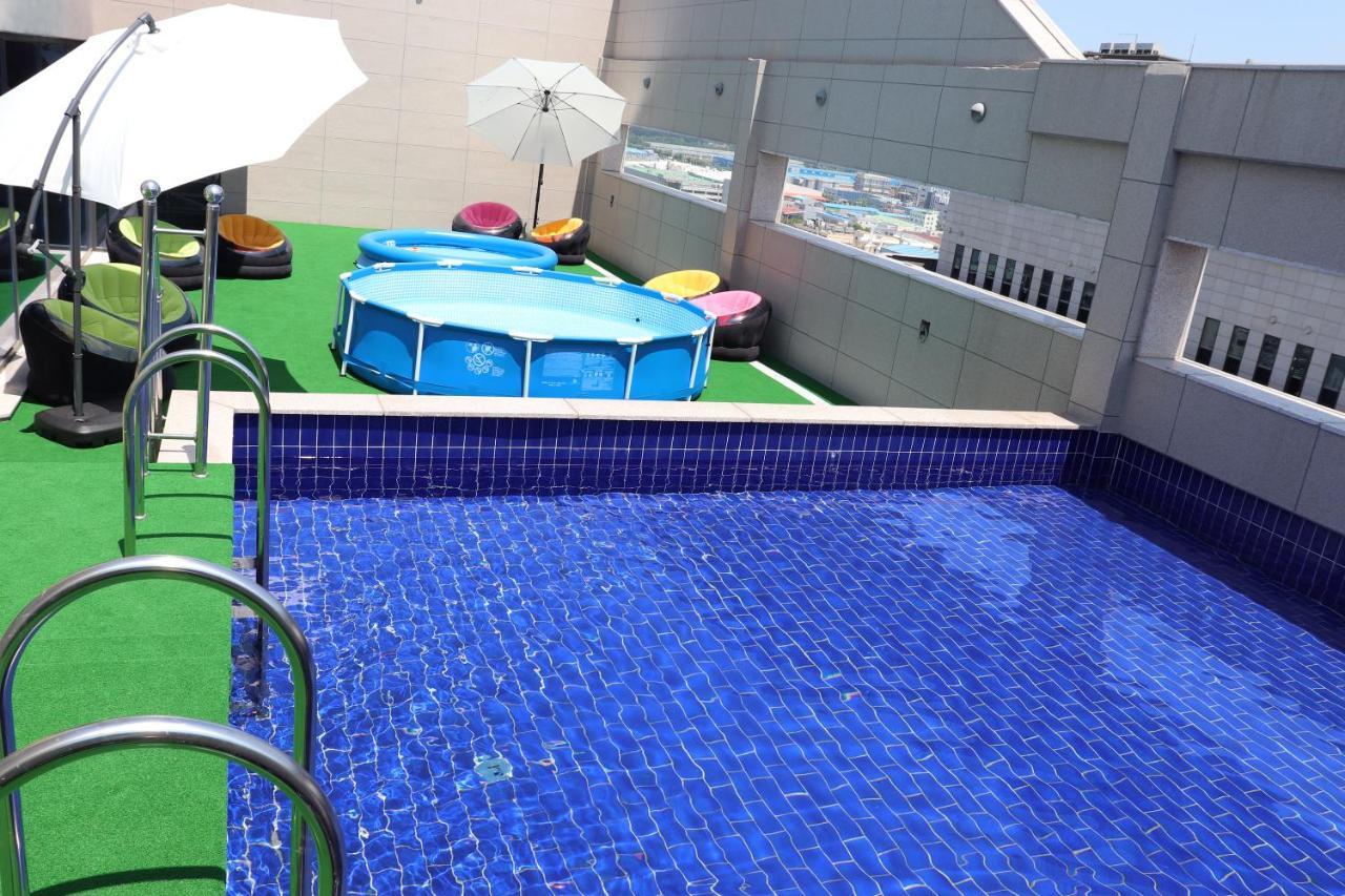 Western Bay Marina Hotel พย็องแท็ก ภายนอก รูปภาพ
