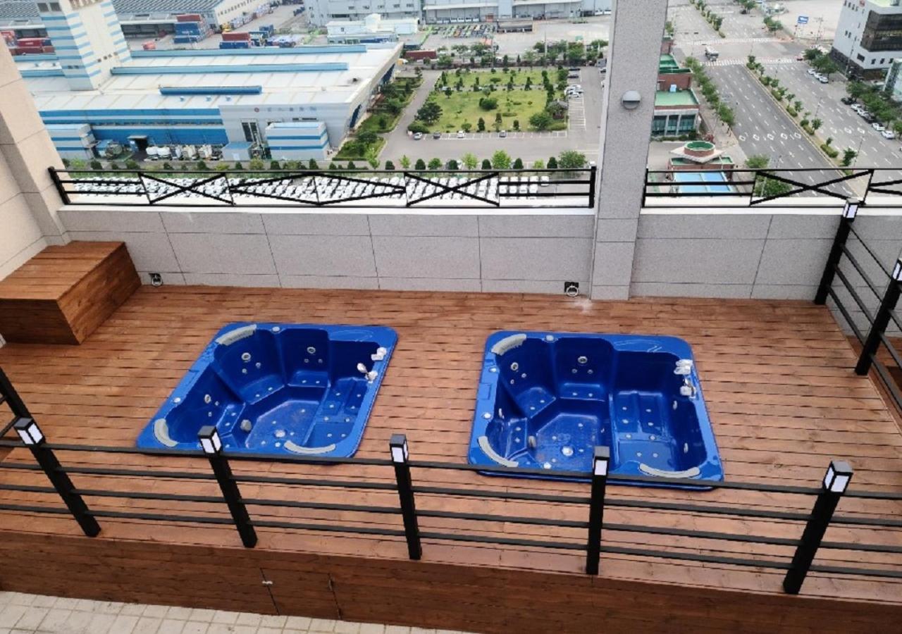 Western Bay Marina Hotel พย็องแท็ก ภายนอก รูปภาพ